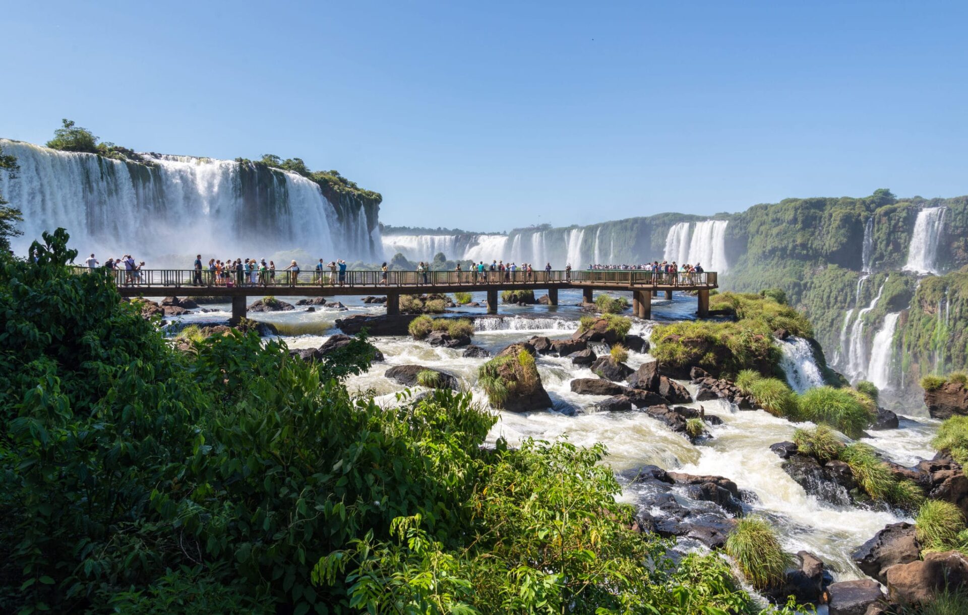 travel buenos aires to iguazu falls