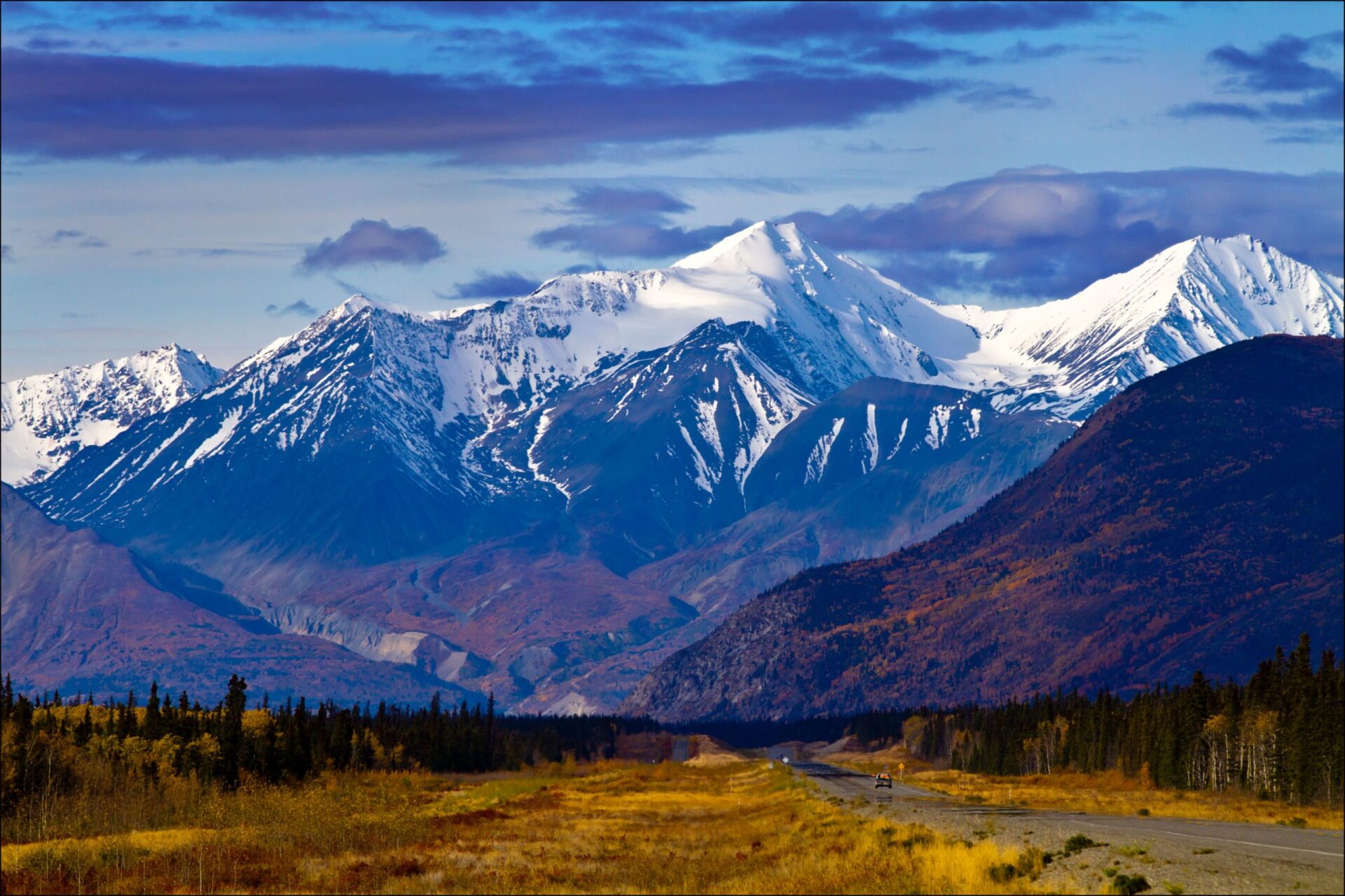 Postcard-perfect mountains in Canada's Yukon Territories